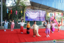 Activities to carry on the Loy Krathong tradition for students by teaching students to make Krathongs from natural materials, teach students to make lanterns, and held Lanna Market Activities.
