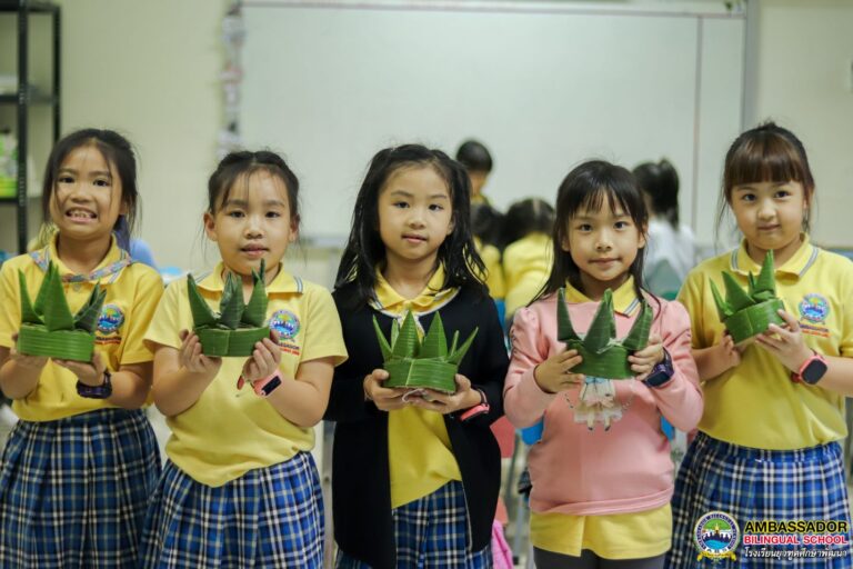 Ambassador Bilingual School (ABS) has organized Loy Krathong Activities