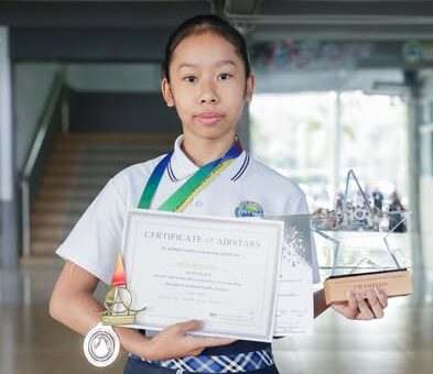 Congratulate Miss Ariya Rattanasem (Baikao), for participating in and receiving the awards.