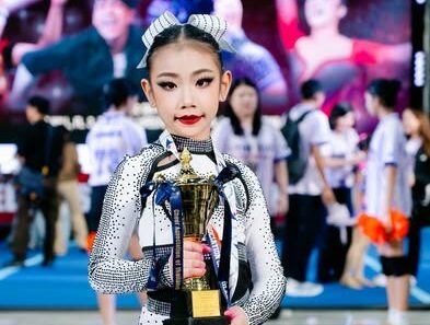 Congratulations to Miss Prancheeva Chaisri (Cheeva) G.2 Inter Red on receiving 1st Runner-Up at the National Level , along with a trophy and silver medal, in the Mini Pom Team – U8 (Ages 5–8) category.